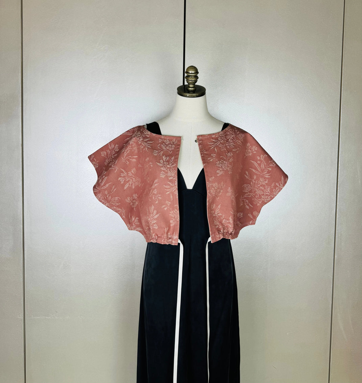 Frida Capelet No. 009