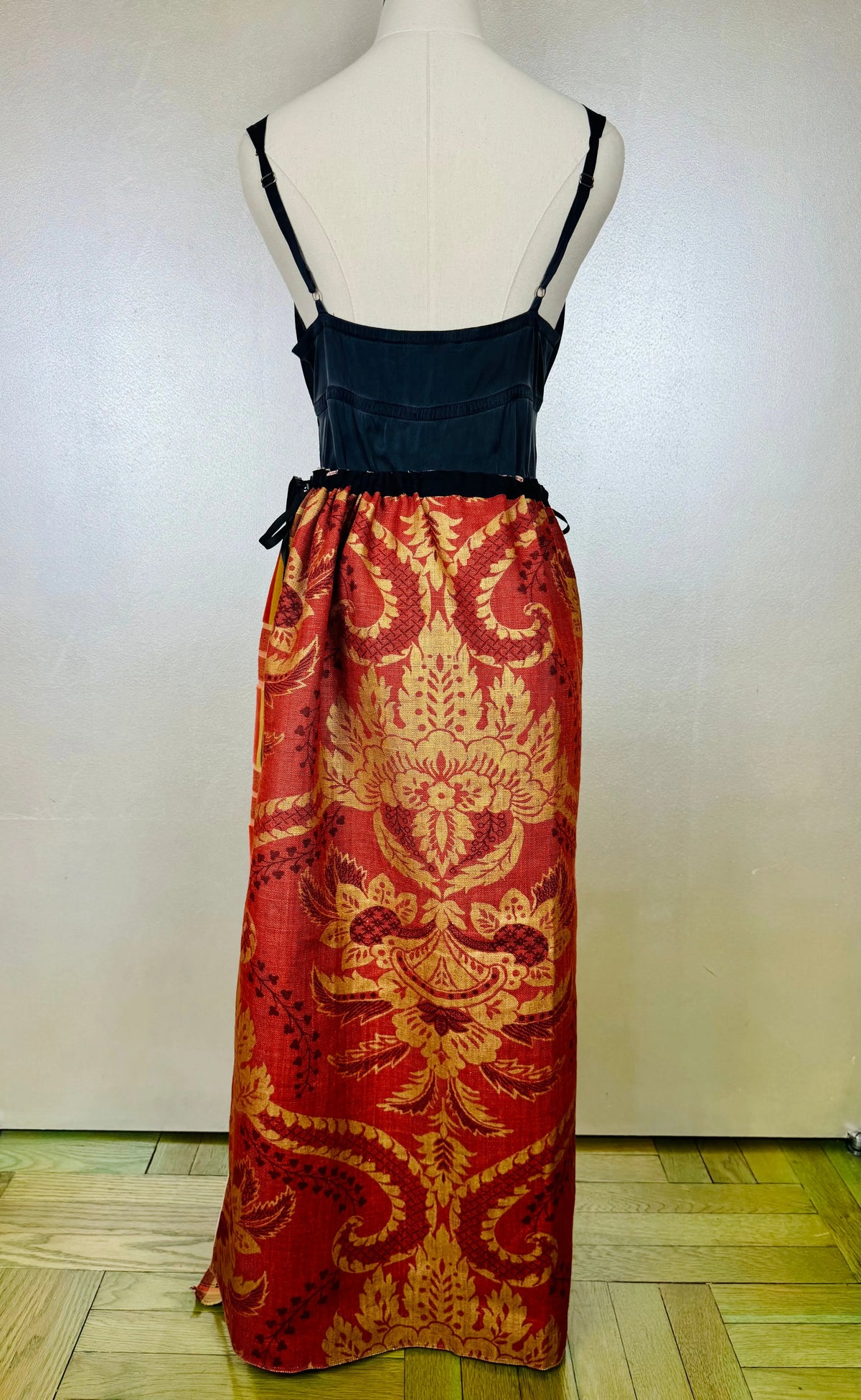 Piper Overskirt No. 006 Cape & Dress