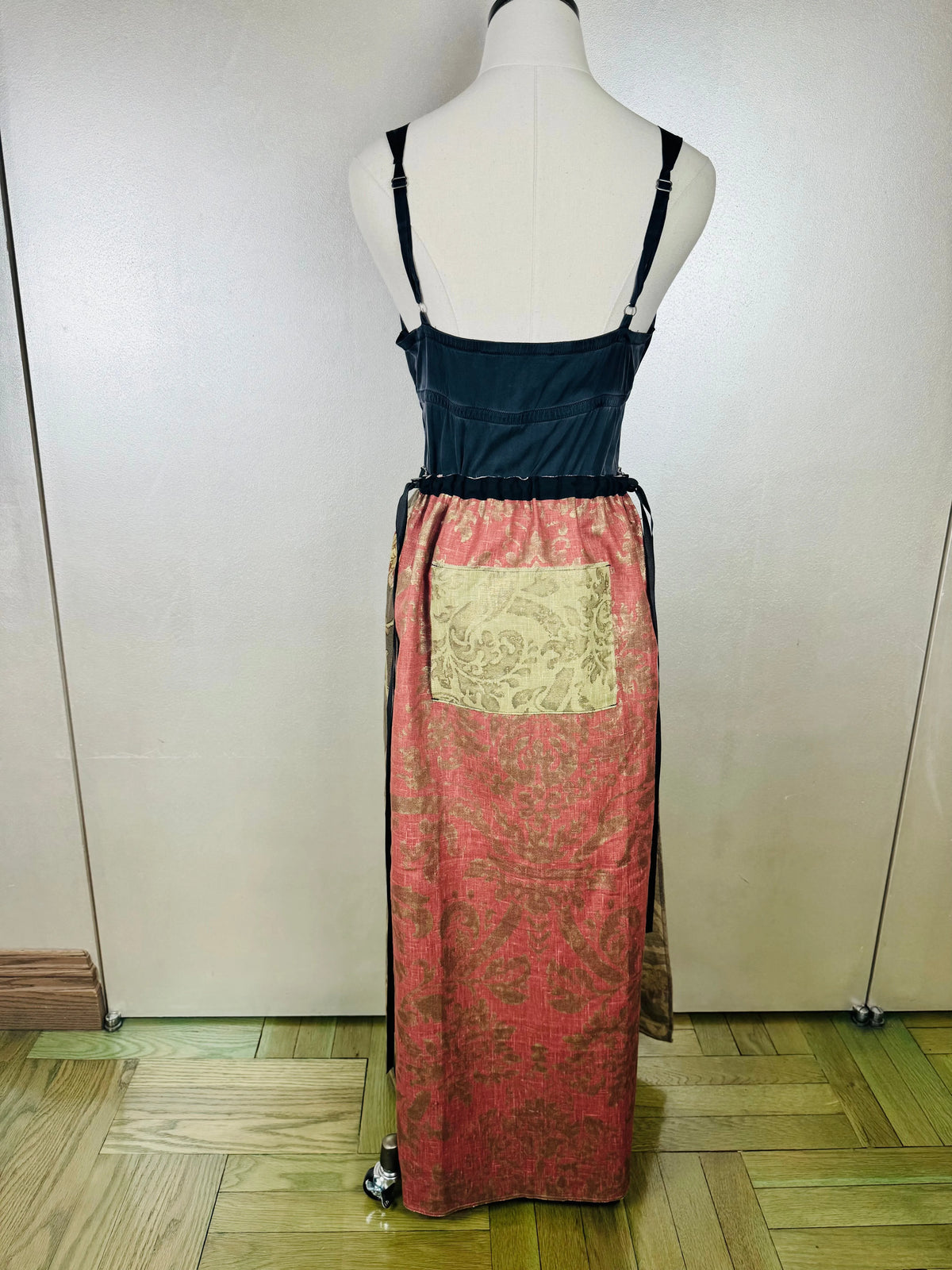 Piper Overskirt No. 008 Cape & Dress