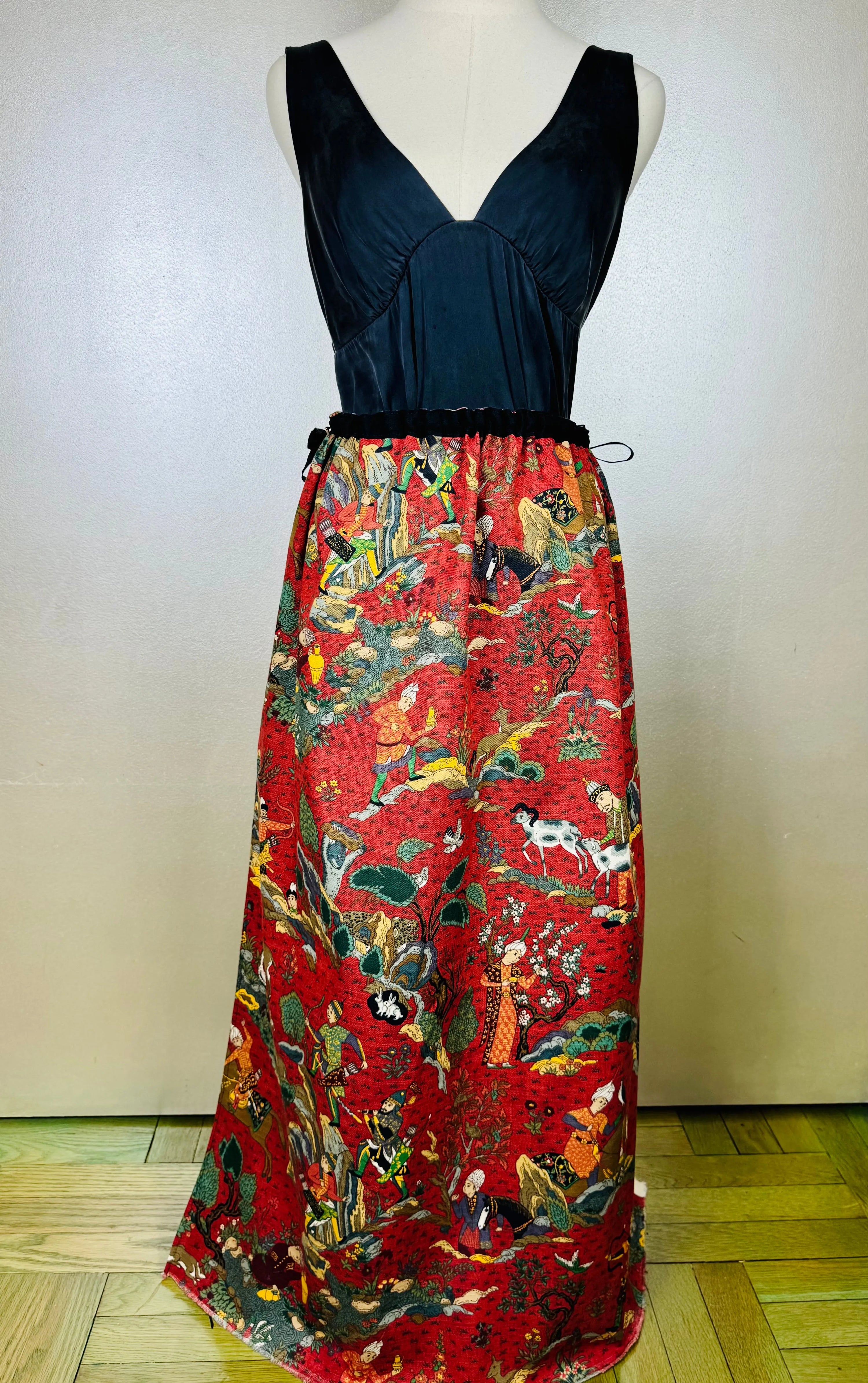 Piper Overskirt No. 012 Cape & Dress