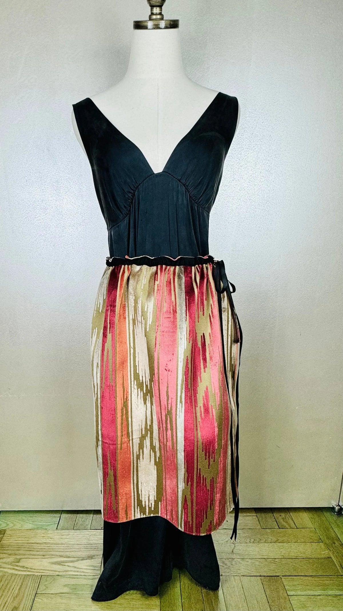 Piper Overskirt No. 016 Cape & Dress