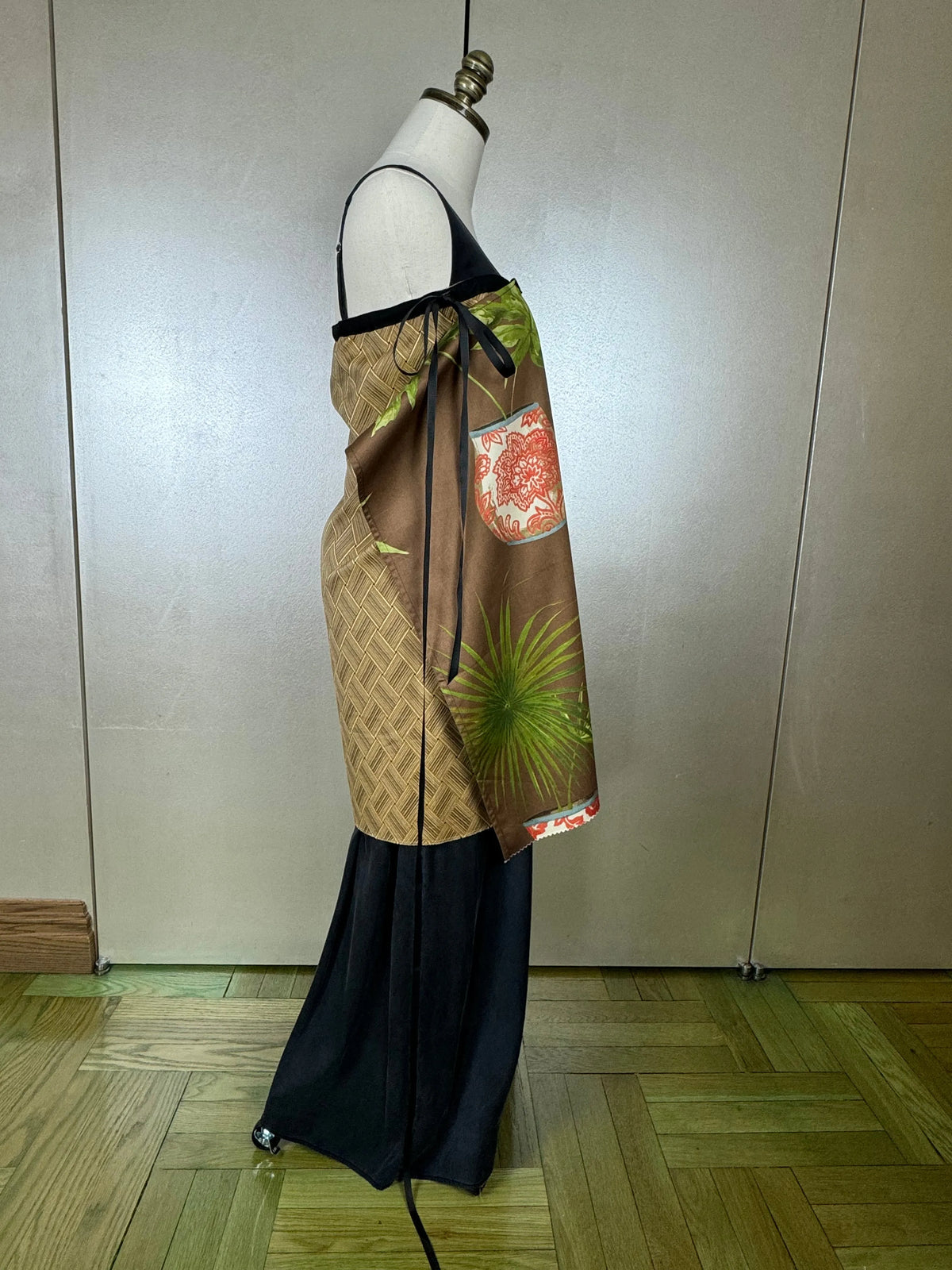 Piper Overskirt No. 017 Cape & Dress