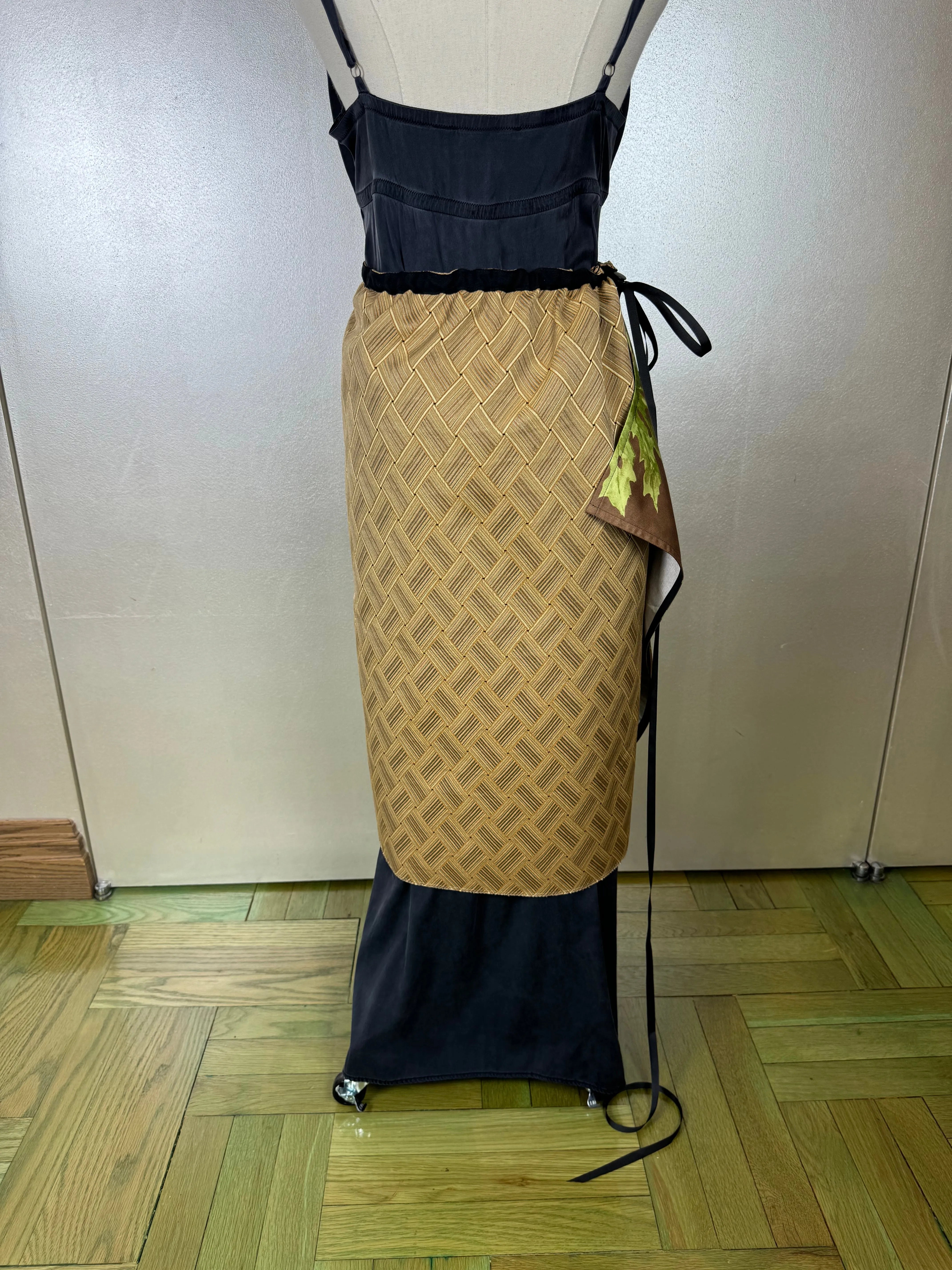 Piper Overskirt No. 017 Cape & Dress