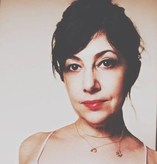 ALEXANDRA Versatile Necklace Bracelet Combo 14K Gold Floating Heart Charms Chain