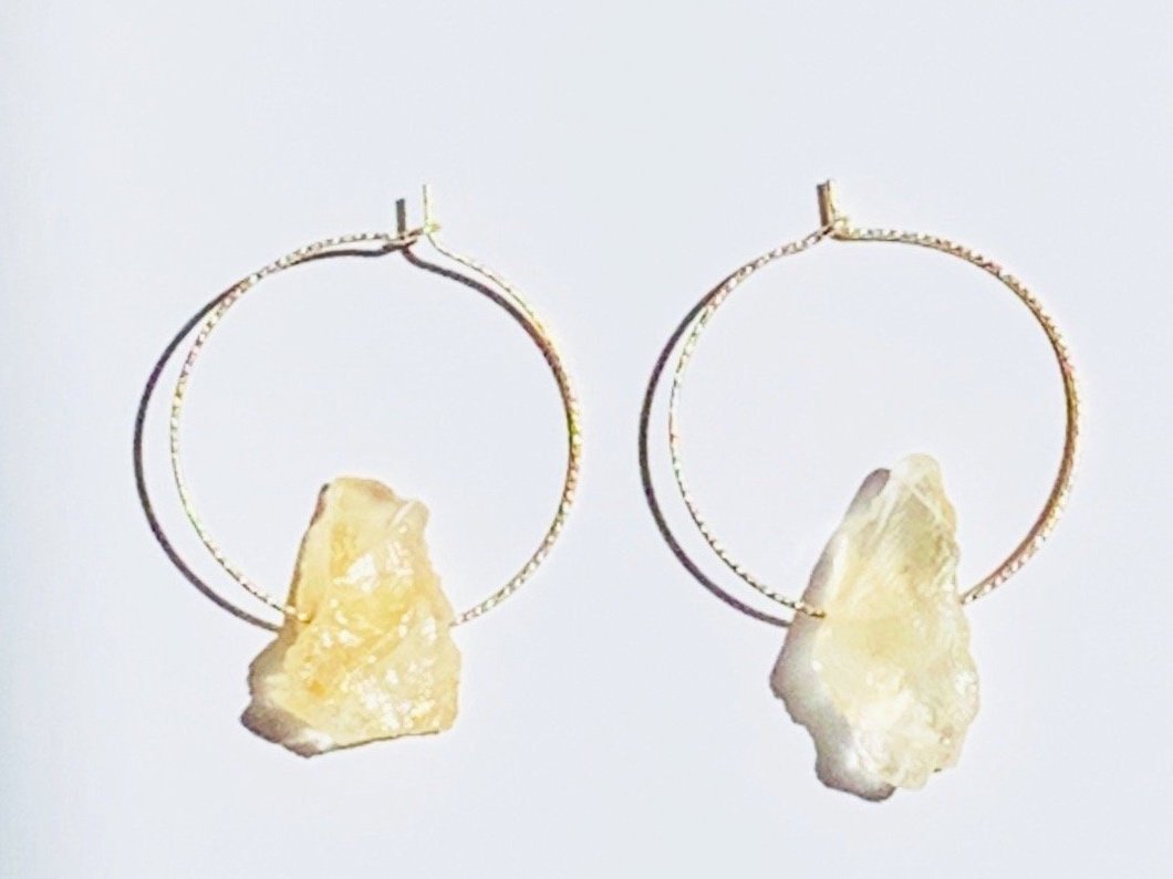 AUGUST Hoop Earrings Citrine Crystal Charm 14K Gold 14/20 Sparkle