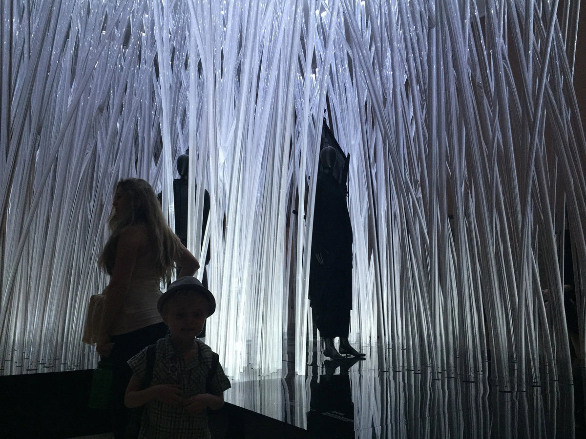 CRYSTAL Bracelet Ice Crystal Quartz Points Iridescent Freshwater Pearl