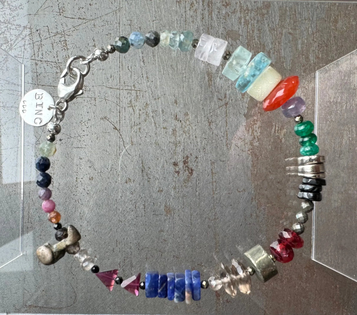 DESZÖ Inspired Bracelet Fine Crystals Gems Wax-Cast Charms Chakra