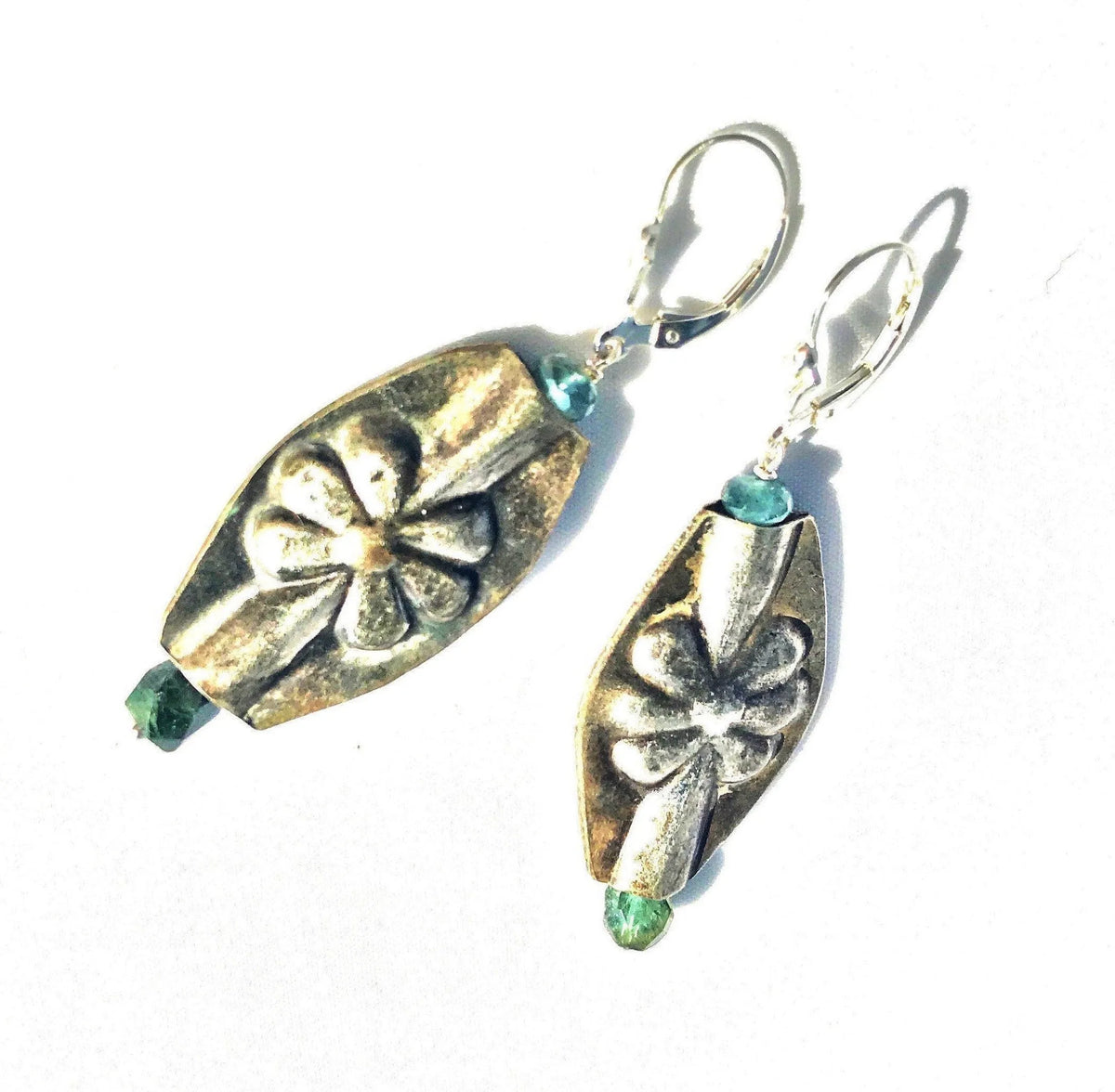 FLORA Earrings on Alison Krauss CBS Saturday Sessions Flower Charm