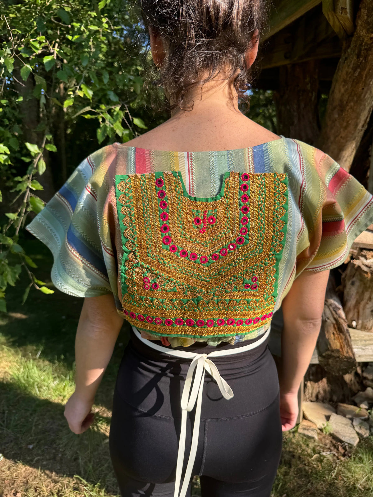 Frida Capelet No. 001