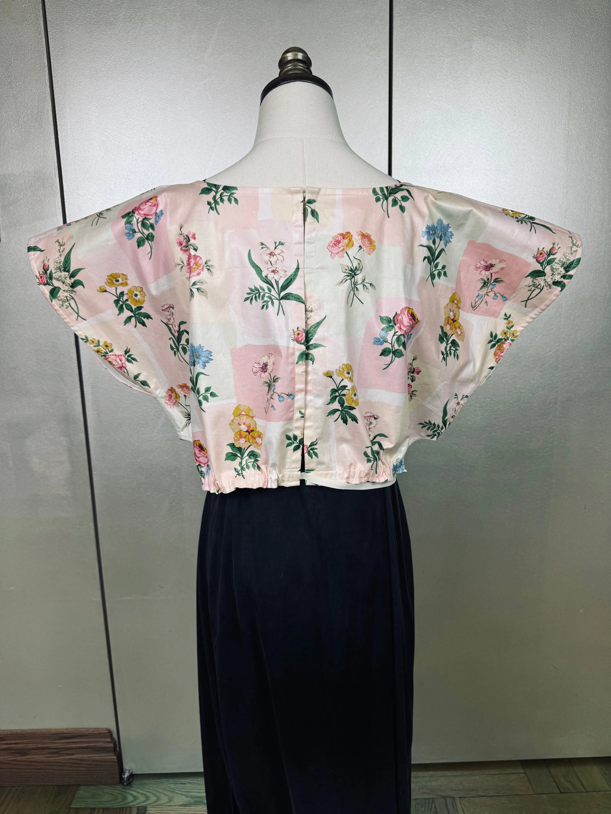 Frida Capelet No. 002