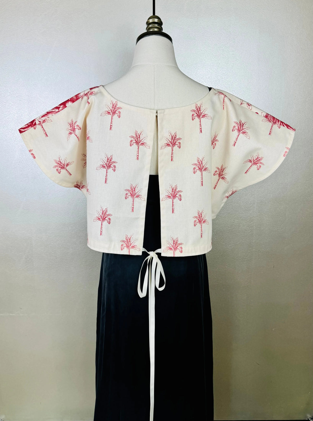 Frida Capelet No. 004