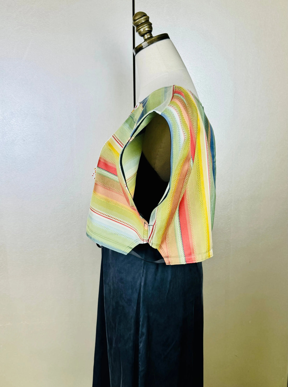 Frida Capelet No. 006