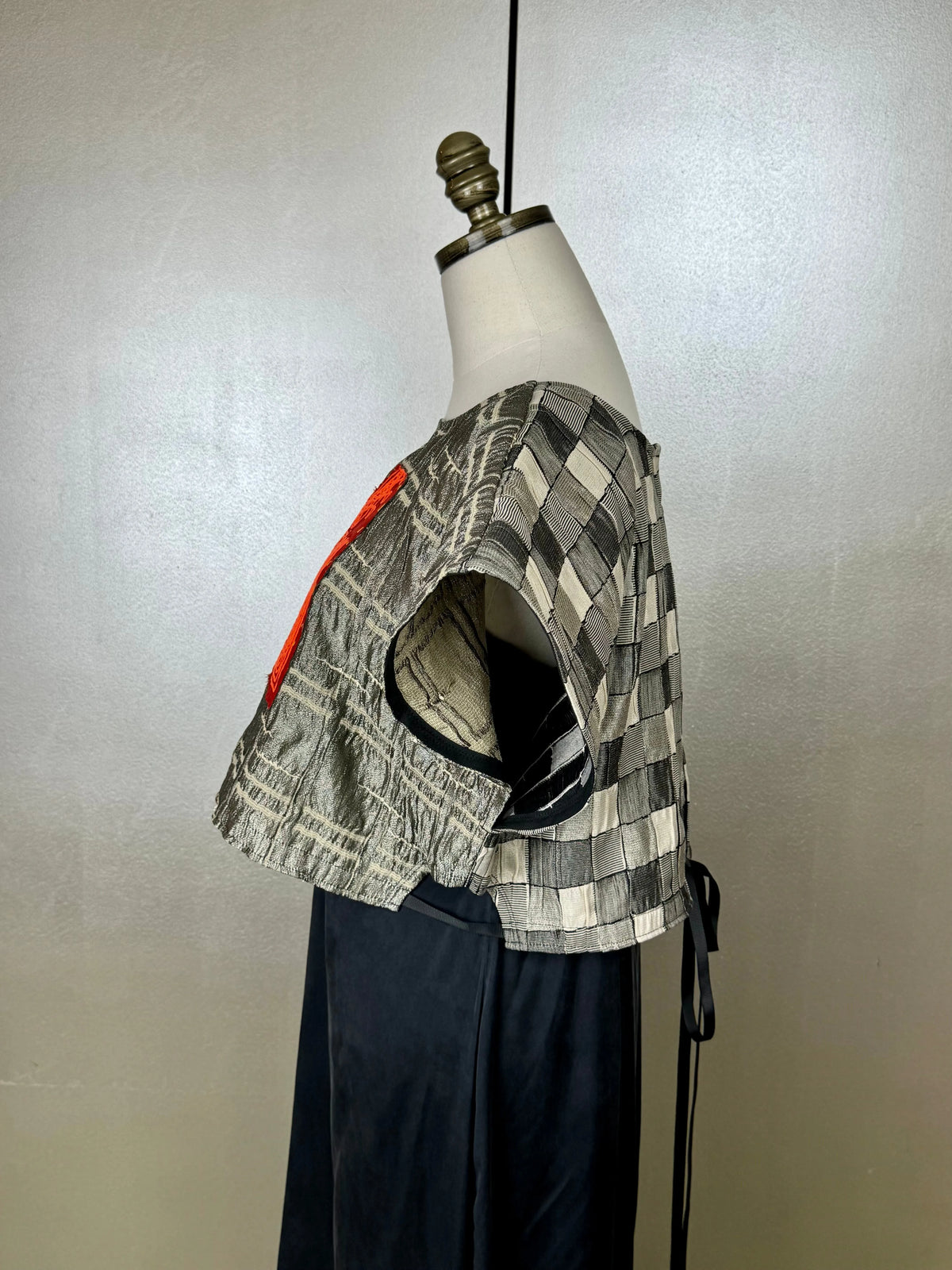 Frida Capelet No. 007