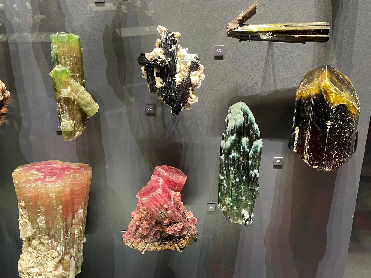 GOGO Tourmaline Bracelet Magical Healing Crystal Jewelry Resort