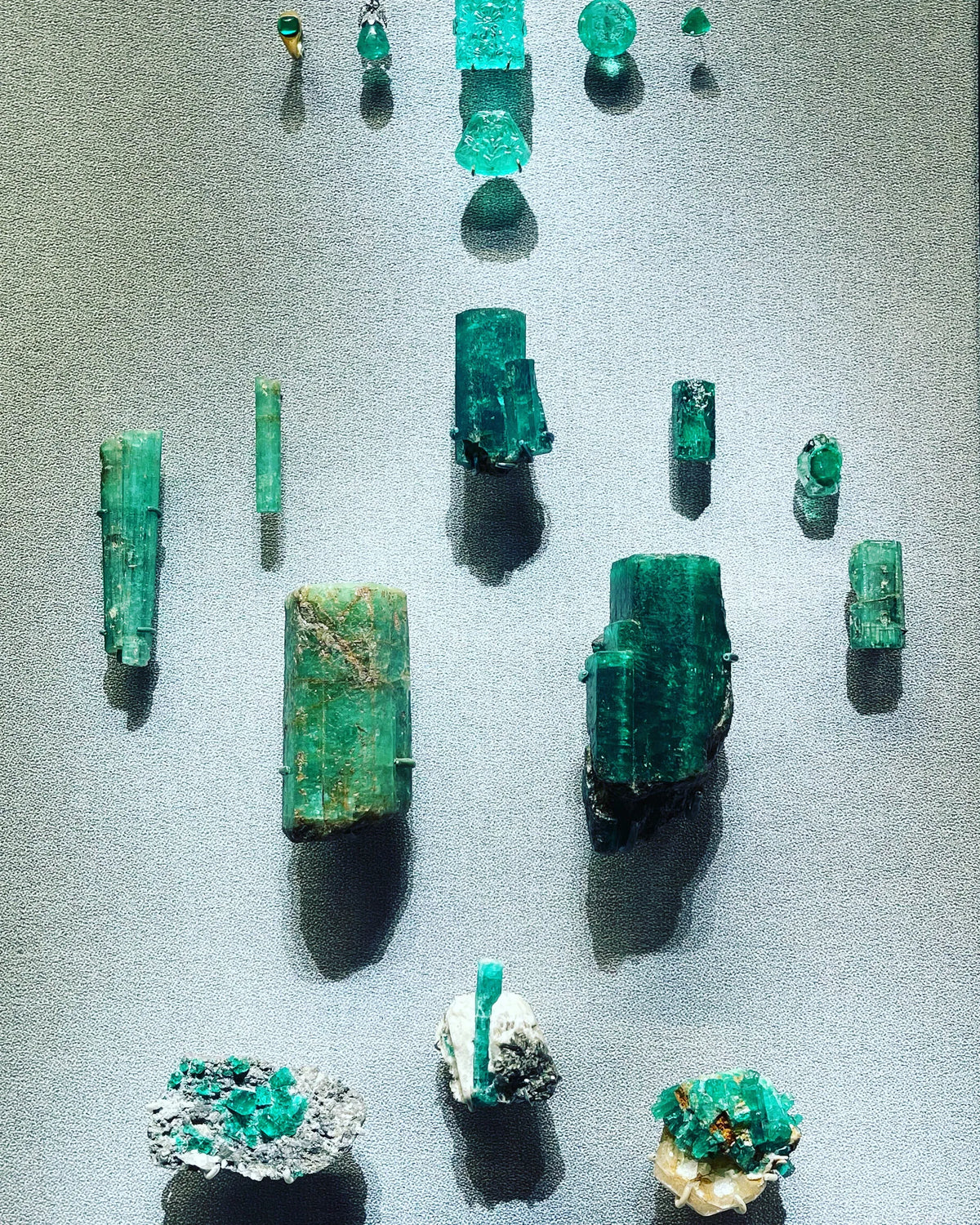 IKUKO Bracelet Jade Fine Gems Crystals Emerald Charm Pearl Boho