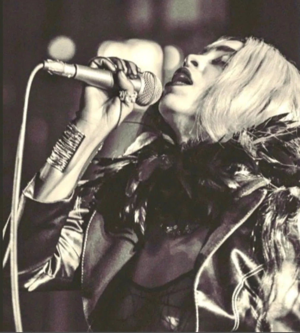 PARIS Feather Collar Shoulder Warmer Crown Necklace Multi-Functioning