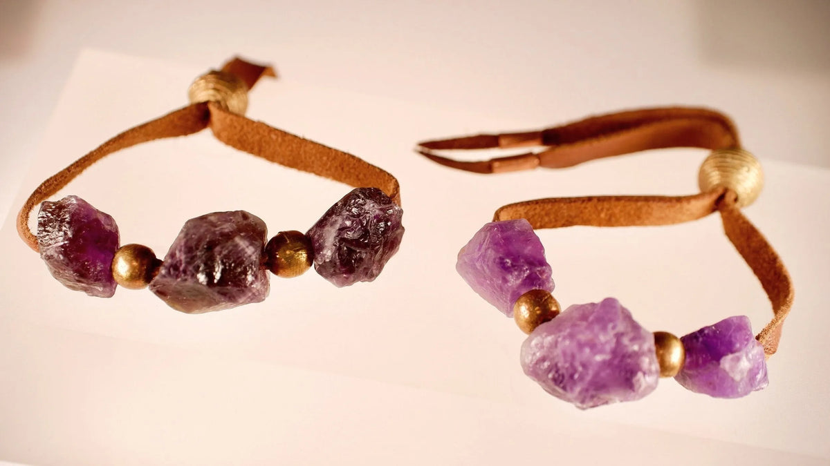 PEBBLES Raw Amethyst Bracelet 80-130 Carats Crystals Brass Copper