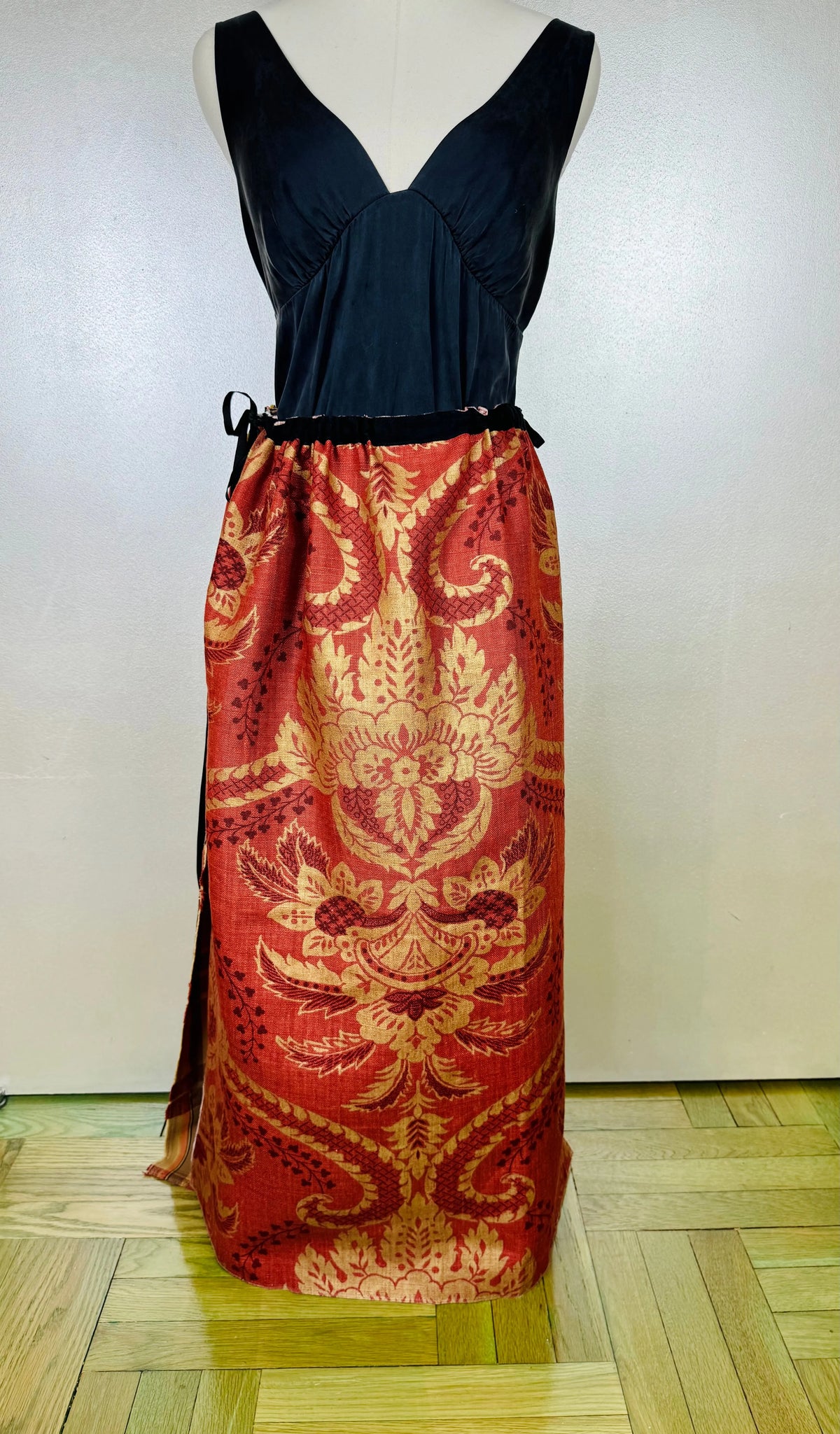 Piper Overskirt No. 006 Cape & Dress