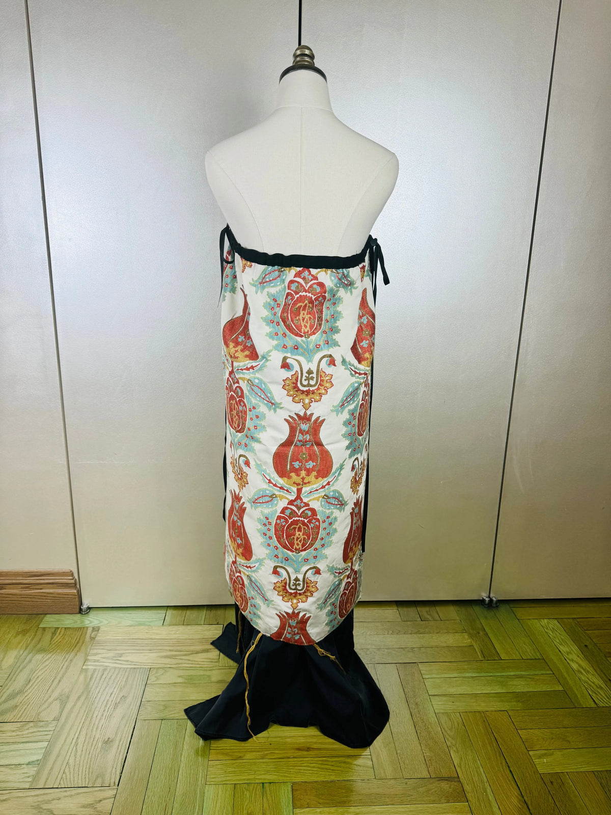 Piper Overskirt No. 007 Cape & Dress