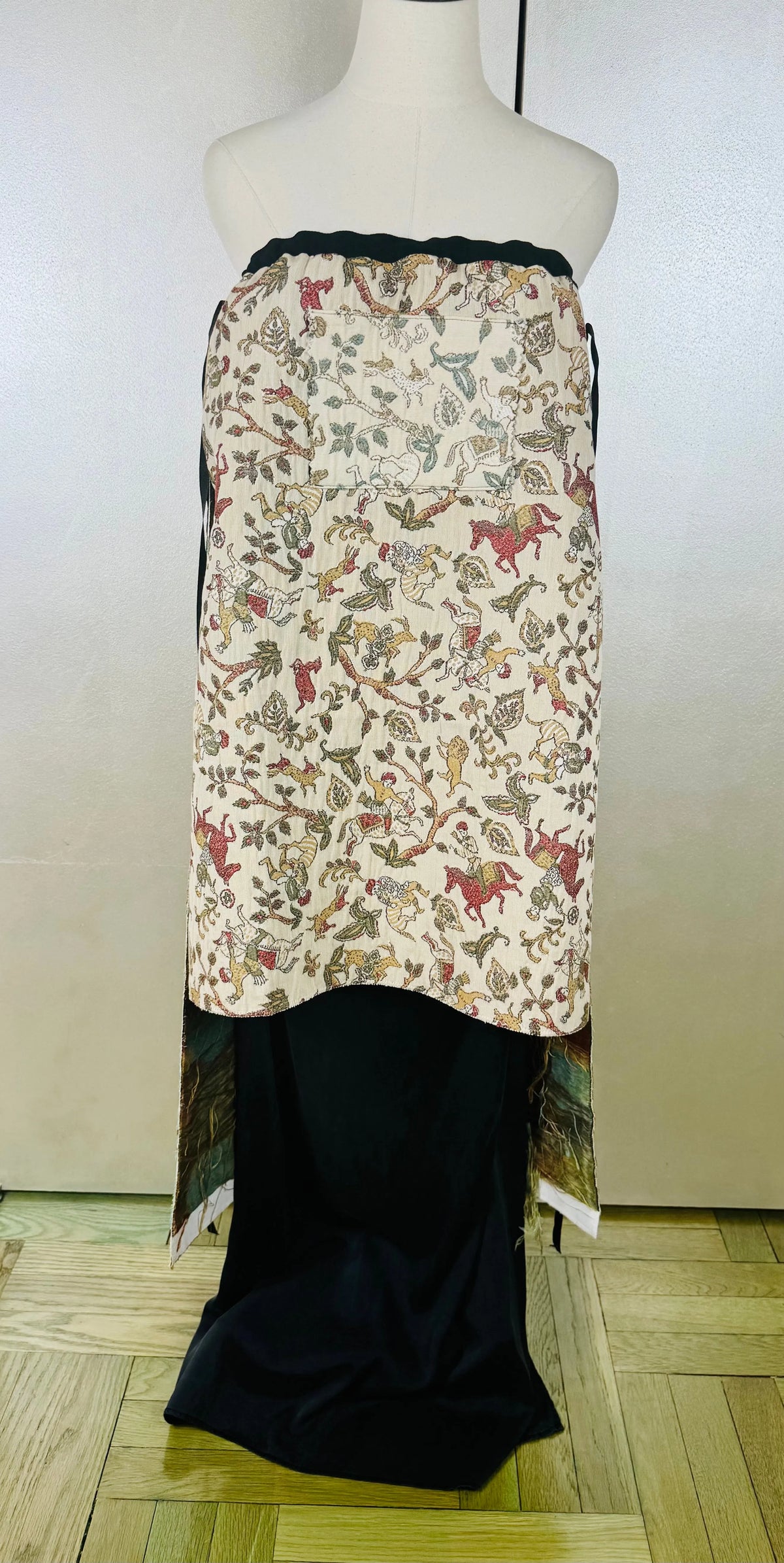 Piper Overskirt No. 007 Cape & Dress