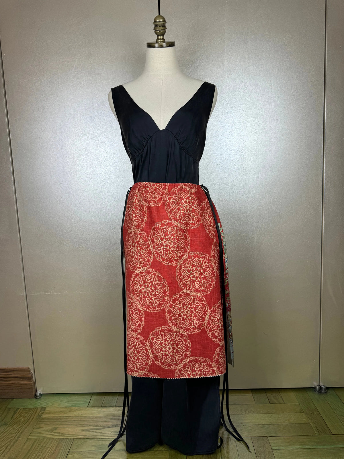 Piper Overskirt No. 009 Cape & Dress