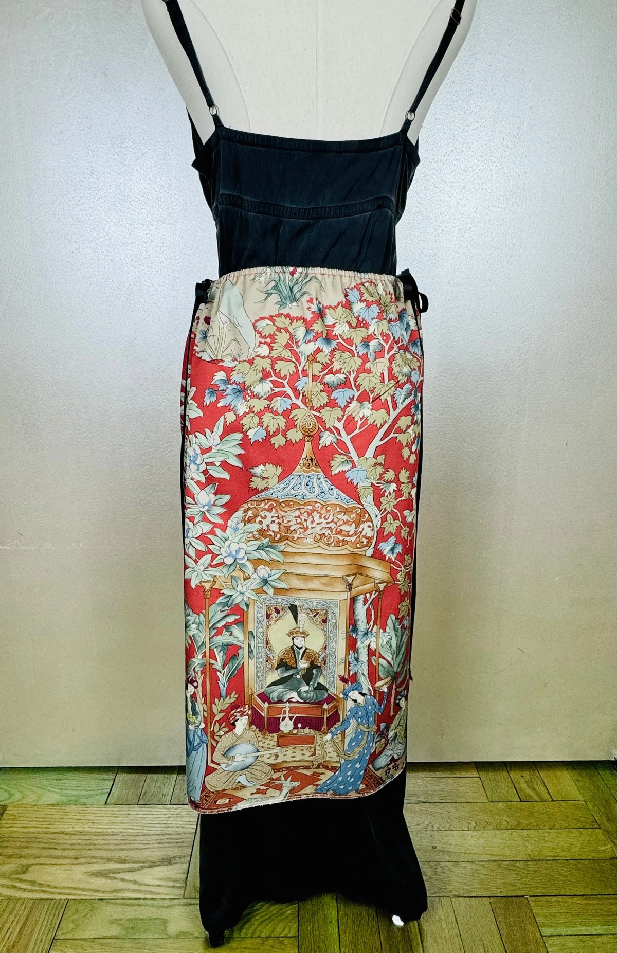 Piper Overskirt No. 009 Cape & Dress