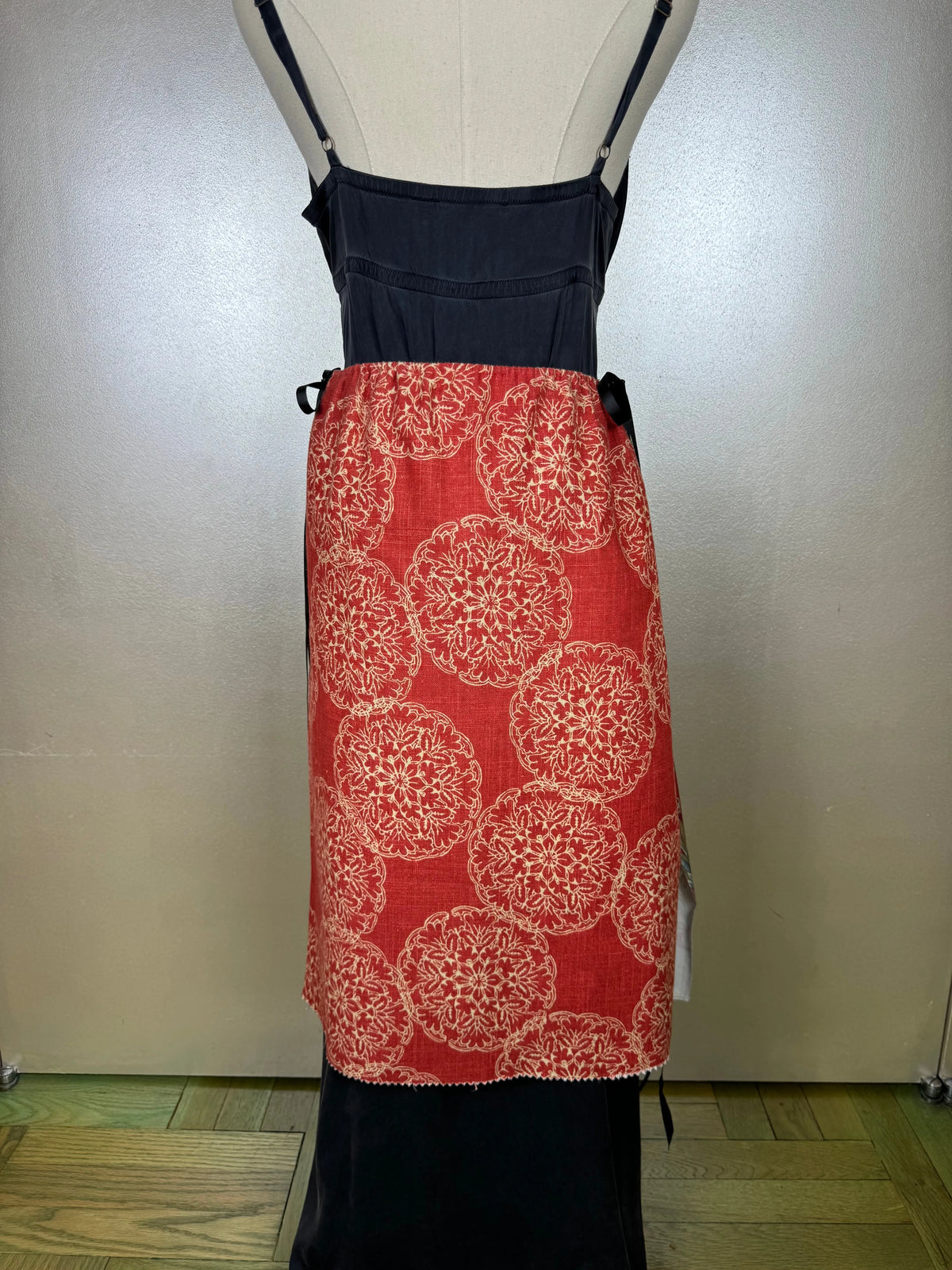 Piper Overskirt No. 009 Cape & Dress