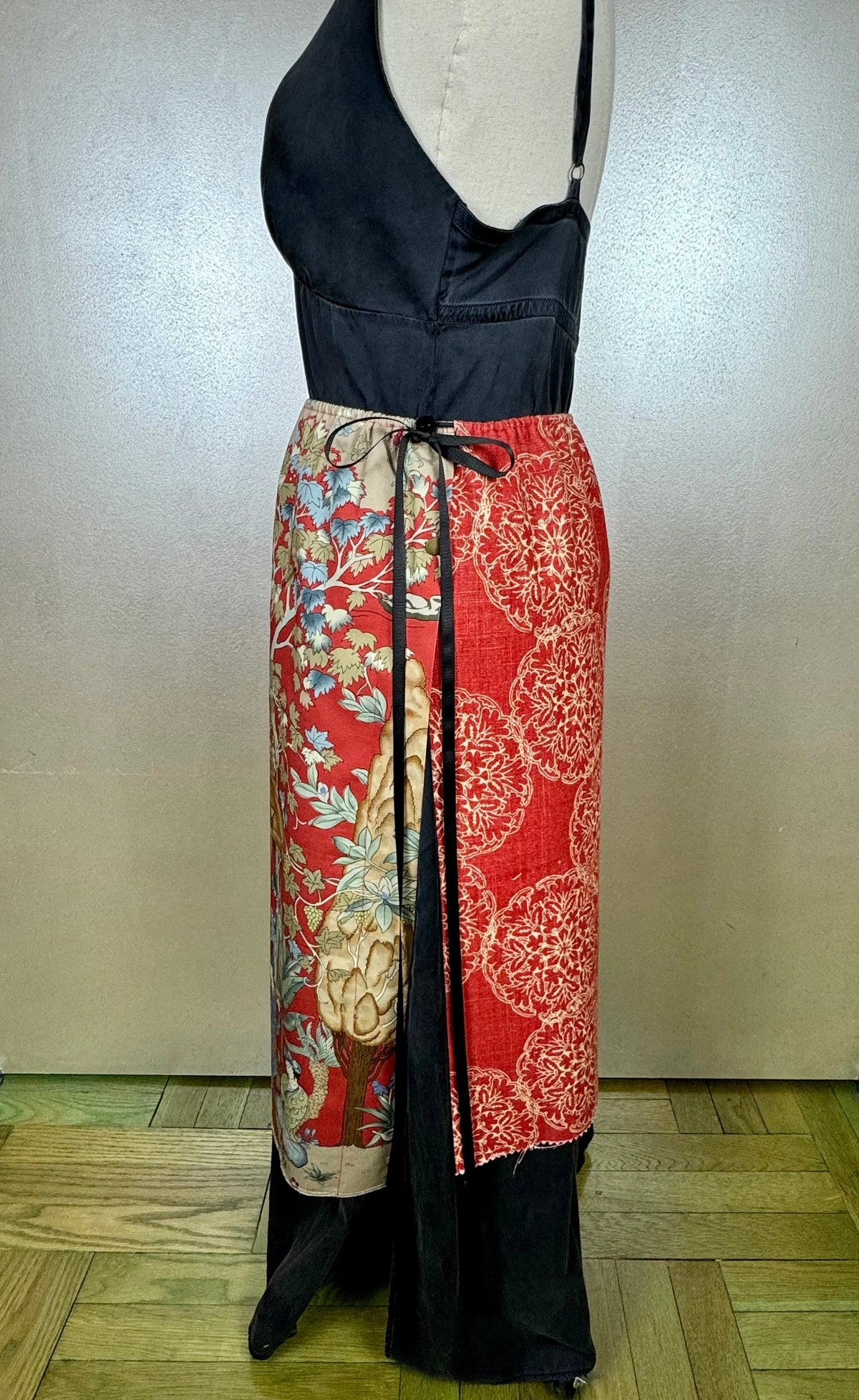 Piper Overskirt No. 009 Cape & Dress