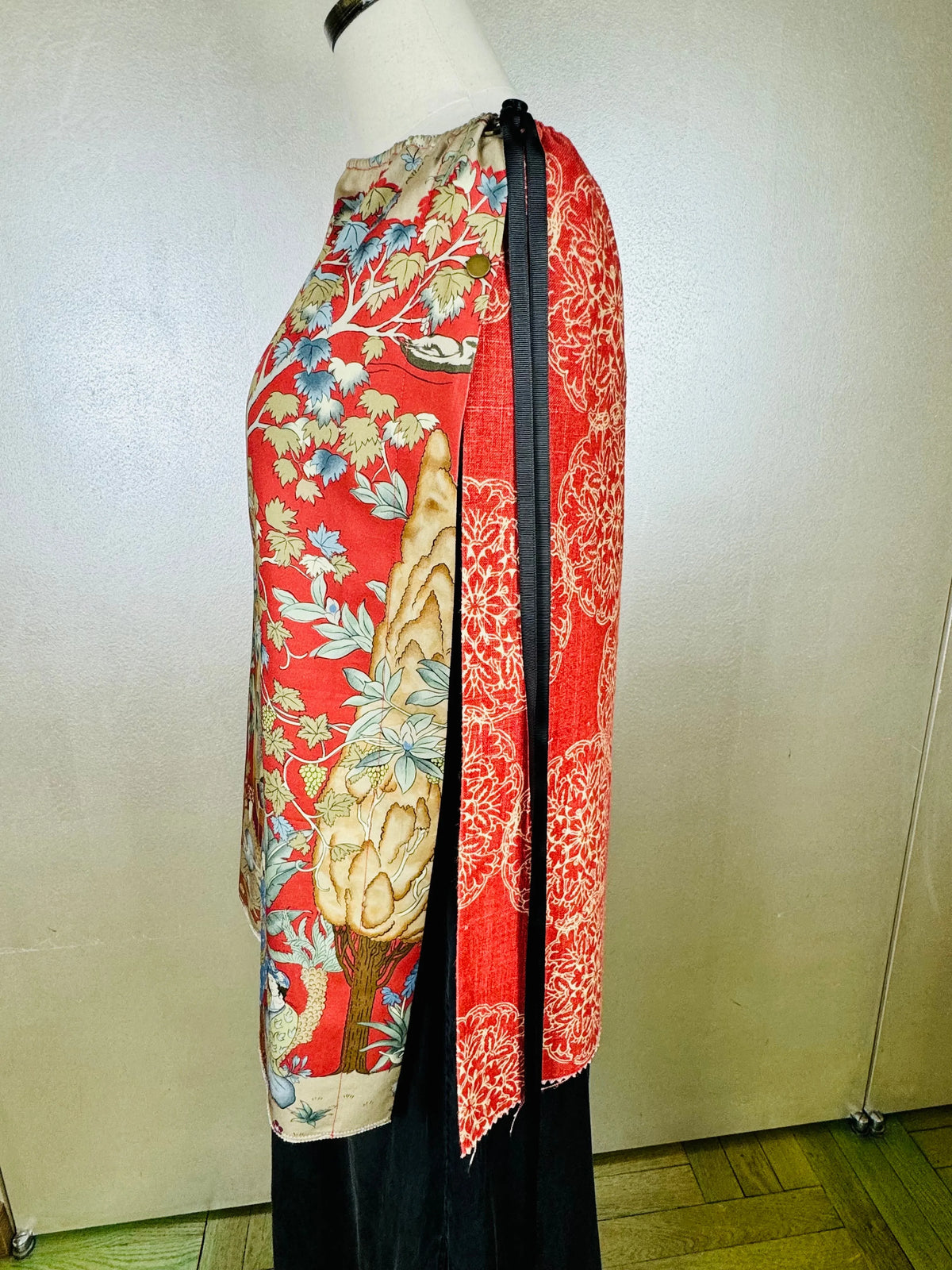 Piper Overskirt No. 009 Cape & Dress