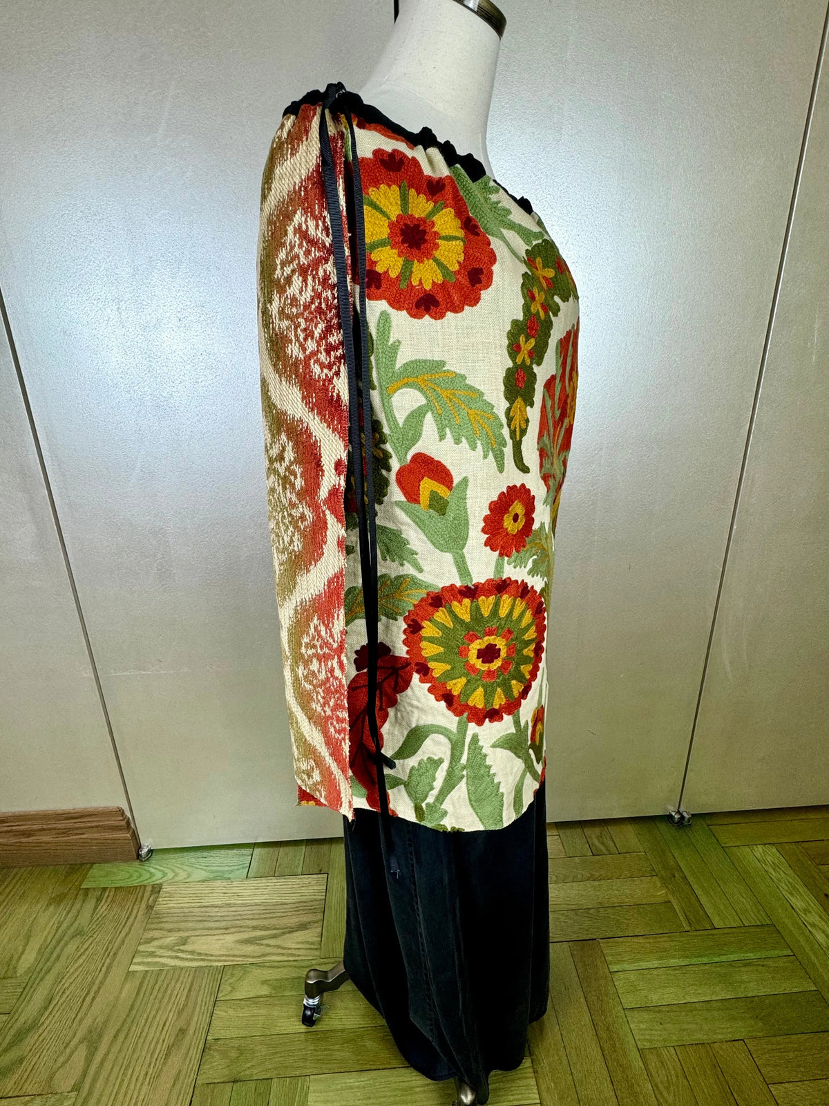 Piper Overskirt No. 010 Cape & Dress