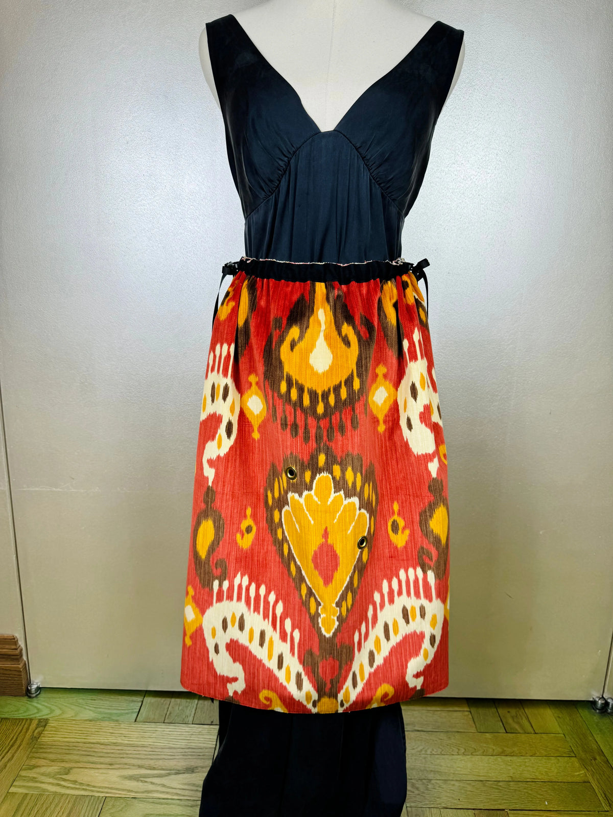 Piper Overskirt No. 014 Cape & Dress