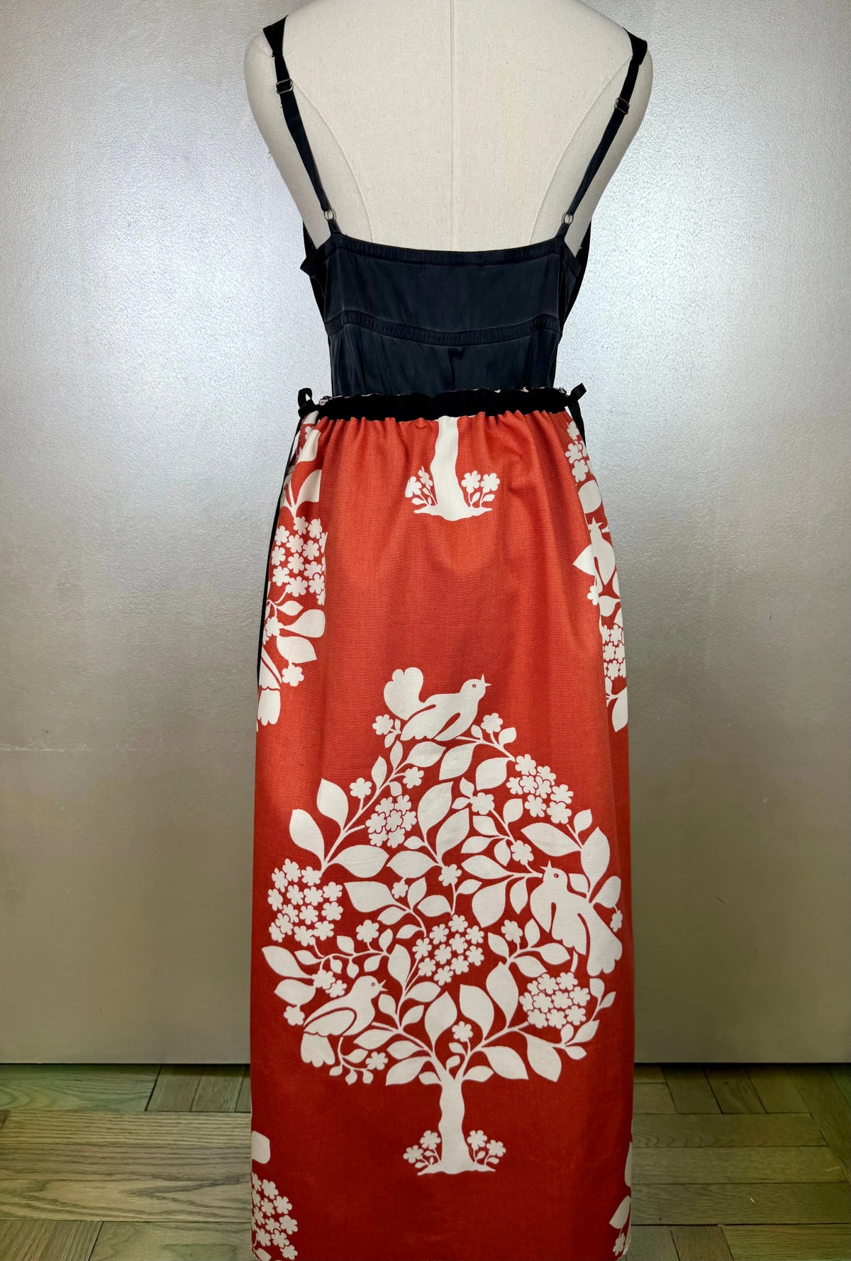 Piper Overskirt No. 015 Cape & Dress