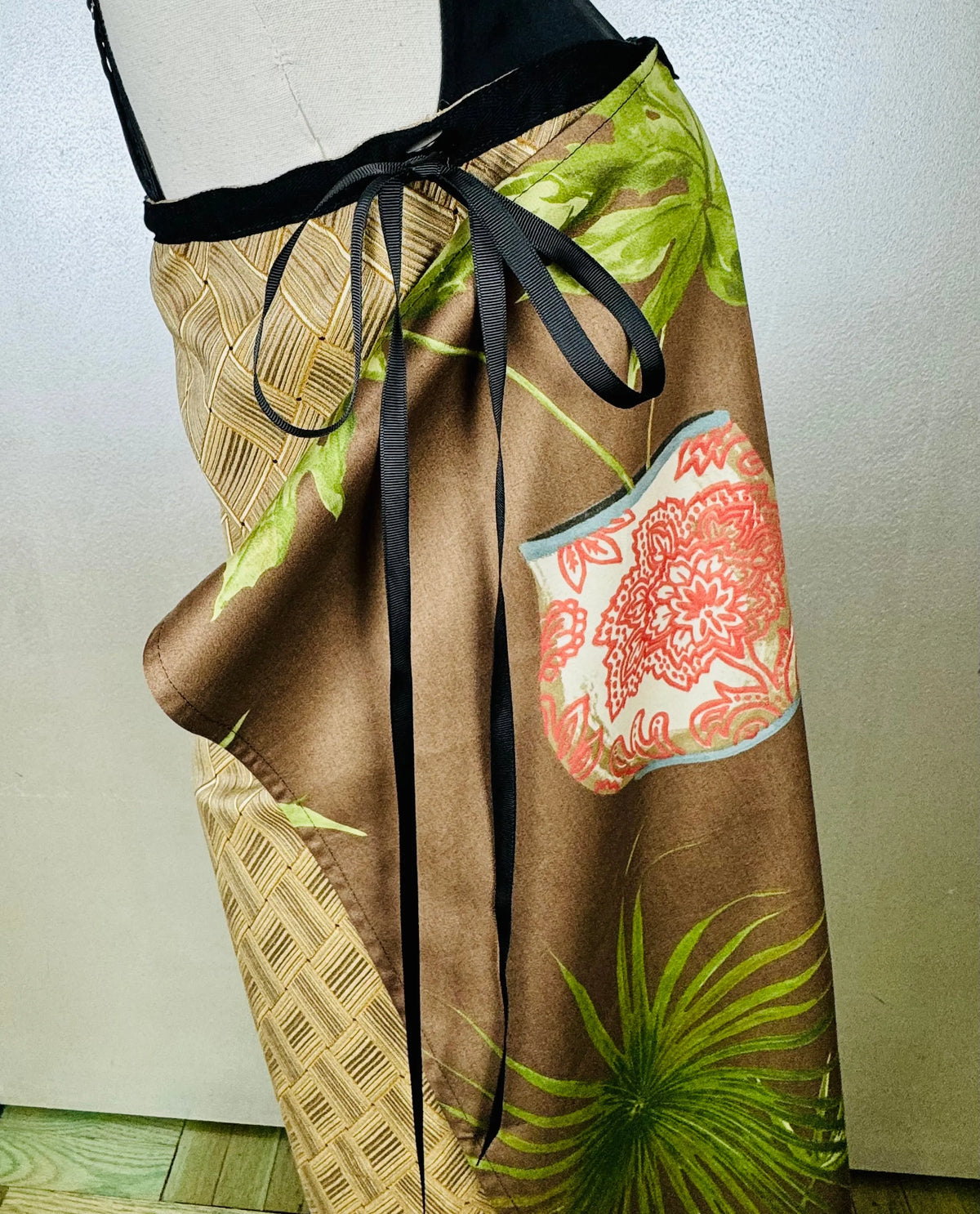 Piper Overskirt No. 017 Cape & Dress