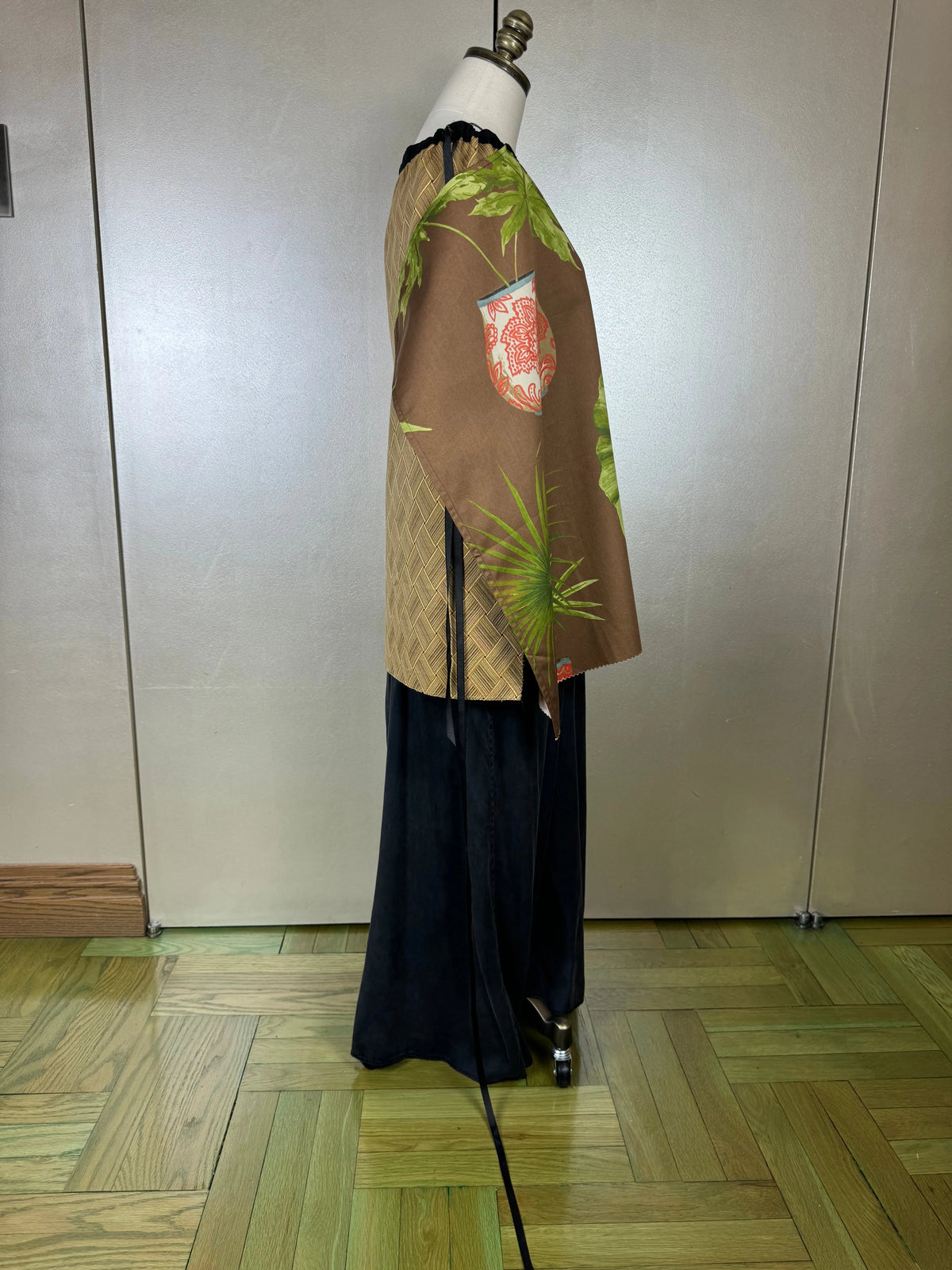 Piper Overskirt No. 017 Cape & Dress