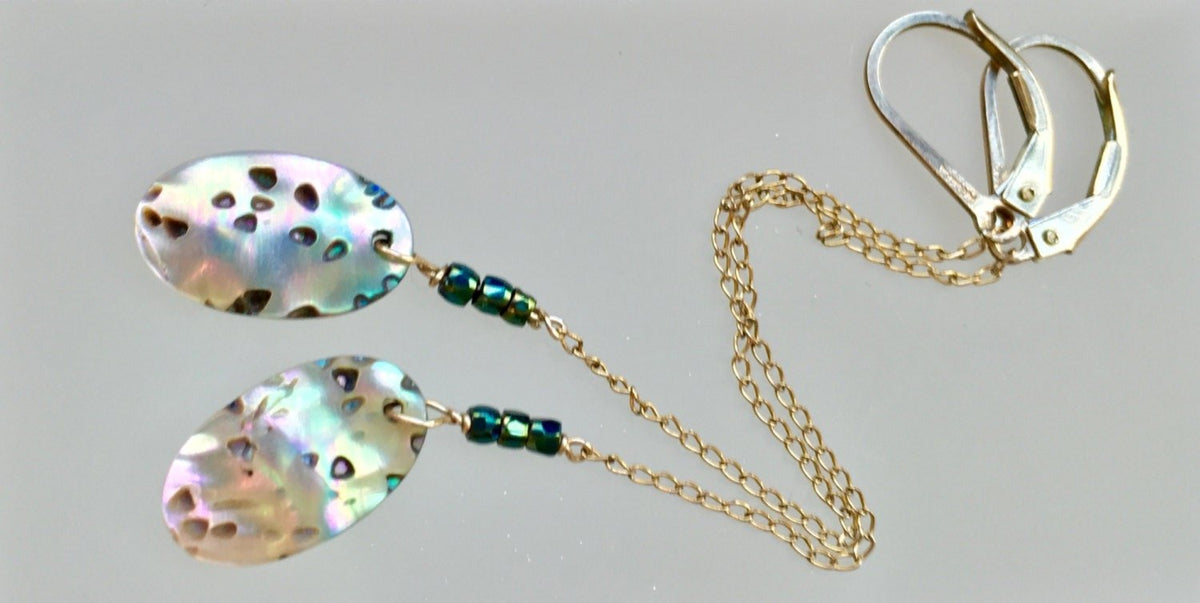 TESS Earrings Abalone Shell 14K Gold 14/20 Chain HAMPTONS Mag